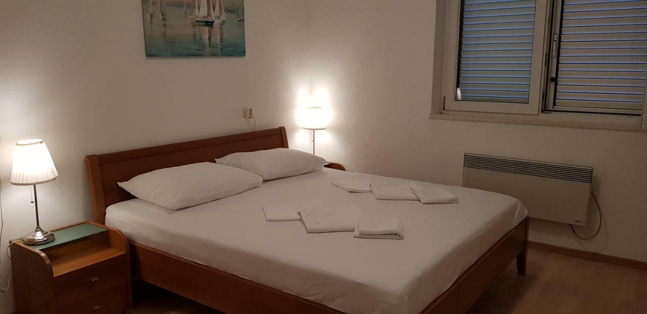 Truly Mediterranean Apartment "Spark" Korčula Exteriör bild